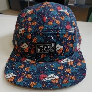 Dolorez Print -Benny Gold 5 panel strapback